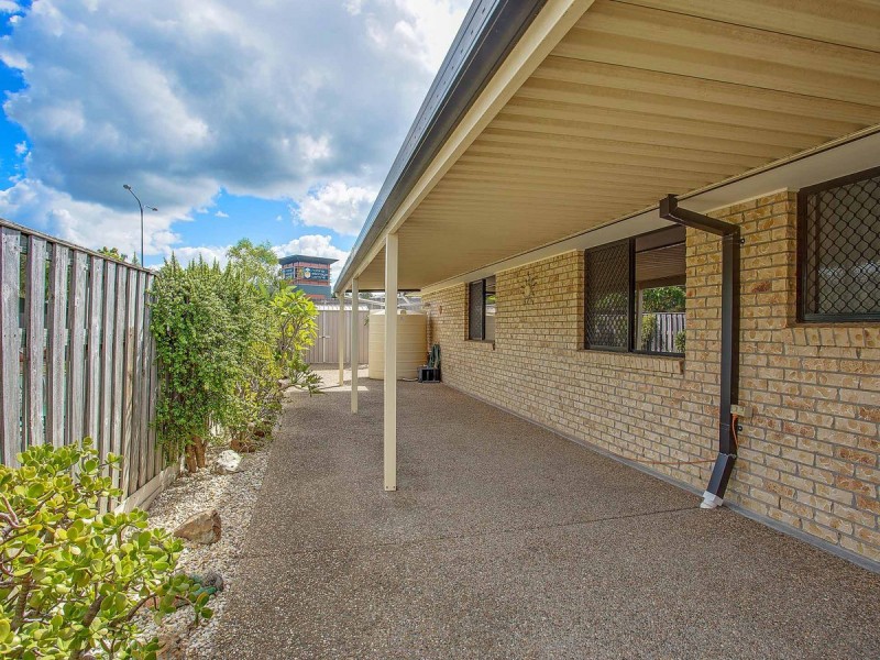 30 Camphor Wood Court, Robina QLD 4226