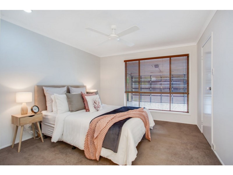 12 Whitehead Drive, Burleigh Waters QLD 4220