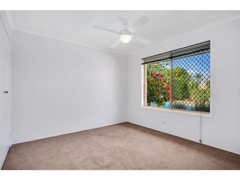 12 Whitehead Drive, Burleigh Waters QLD 4220