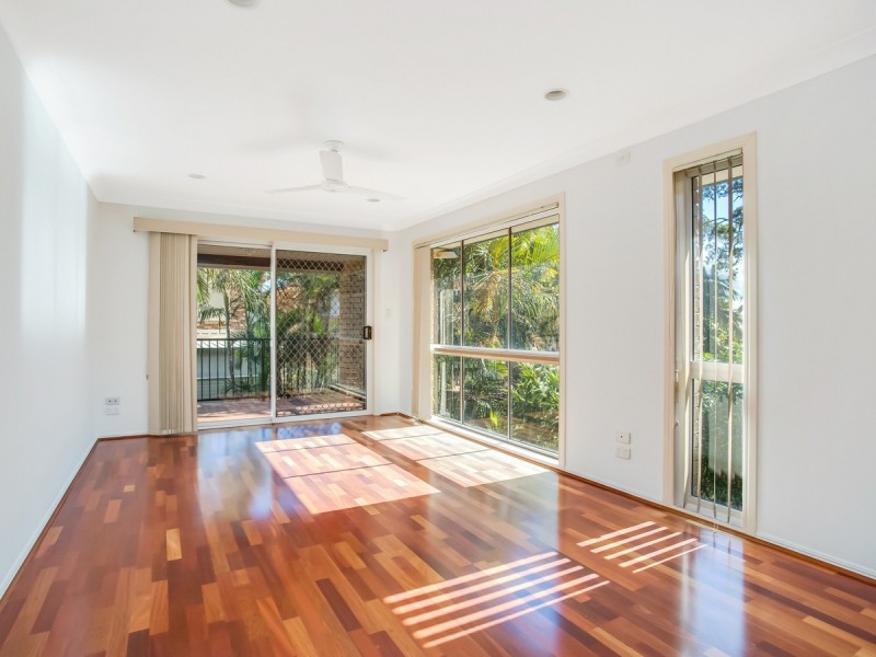 11 Thyme Court, Runaway Bay QLD 4216