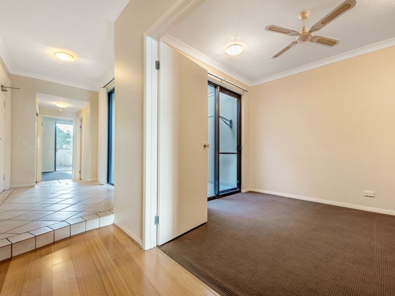 5/27 Ranier Crescent, Varsity Lakes QLD 4227