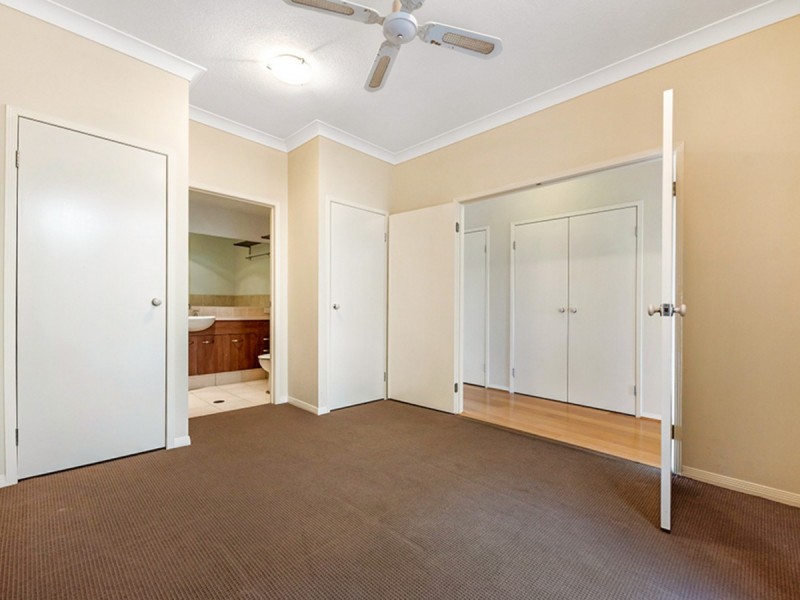 5/27 Ranier Crescent, Varsity Lakes QLD 4227