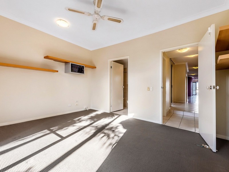 5/27 Ranier Crescent, Varsity Lakes QLD 4227