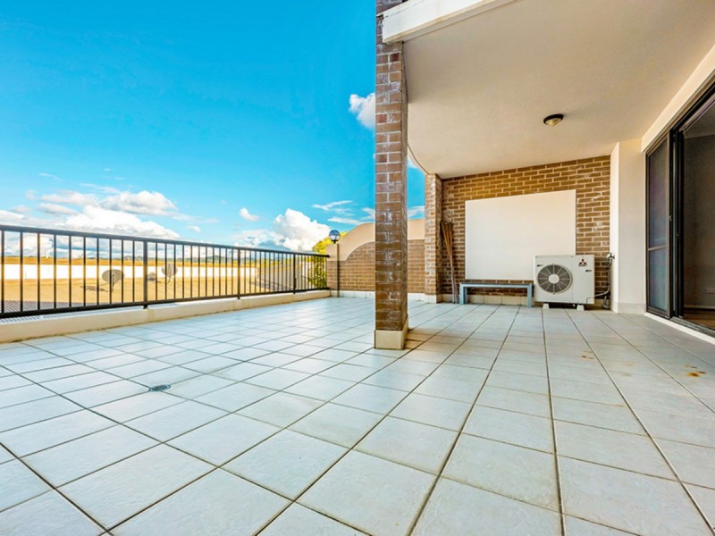 5/27 Ranier Crescent, Varsity Lakes QLD 4227