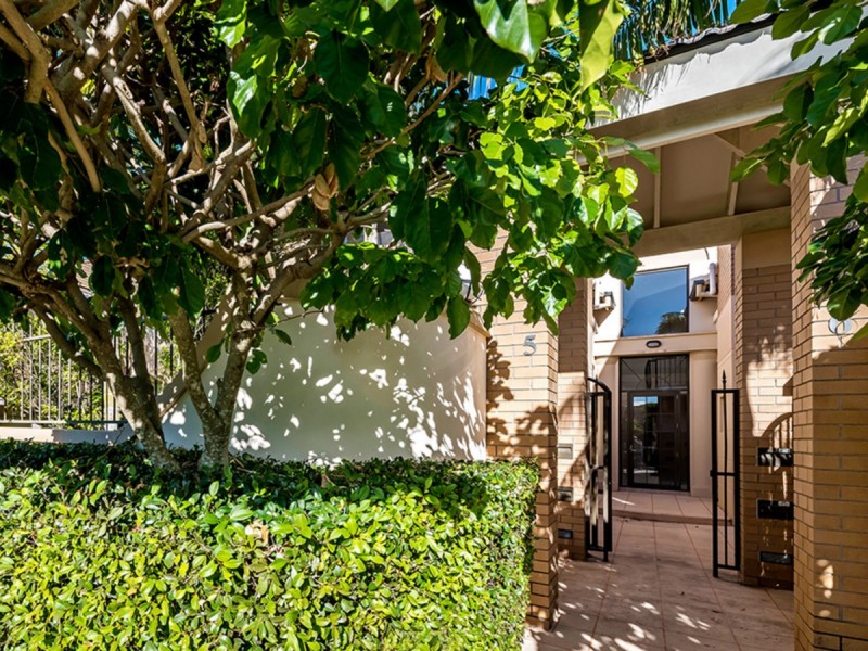 5/27 Ranier Crescent, Varsity Lakes QLD 4227