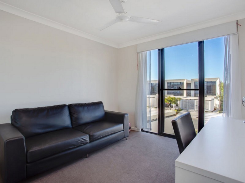 47 Peninsula Drive, Robina QLD 4226