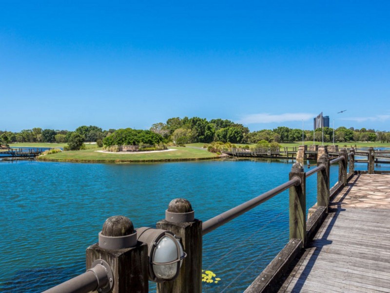 47 Peninsula Drive, Robina QLD 4226