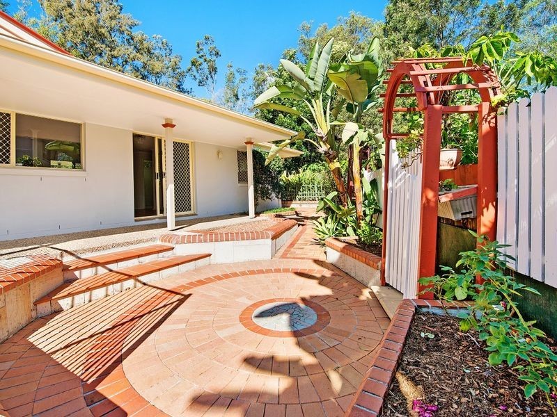 48 Trinity Place, Robina QLD 4226