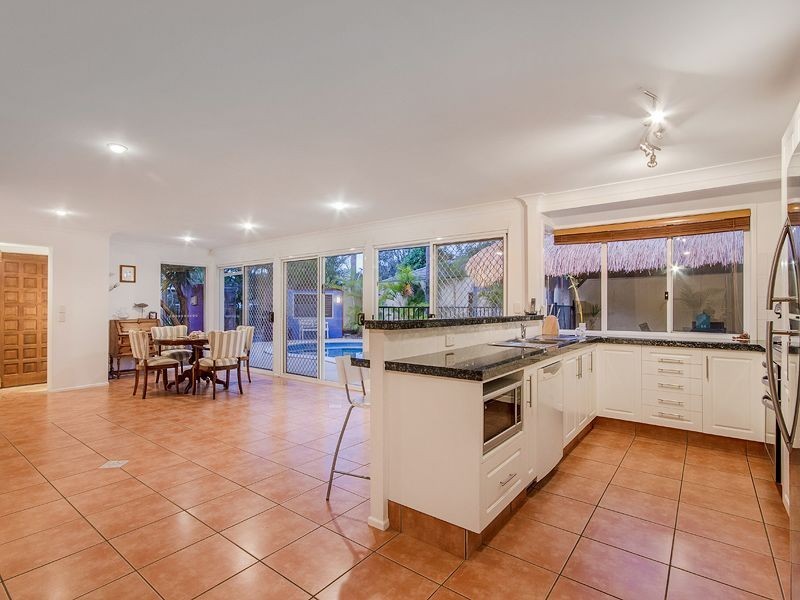 22 Barrier Reef Drive, Mermaid Waters QLD 4218