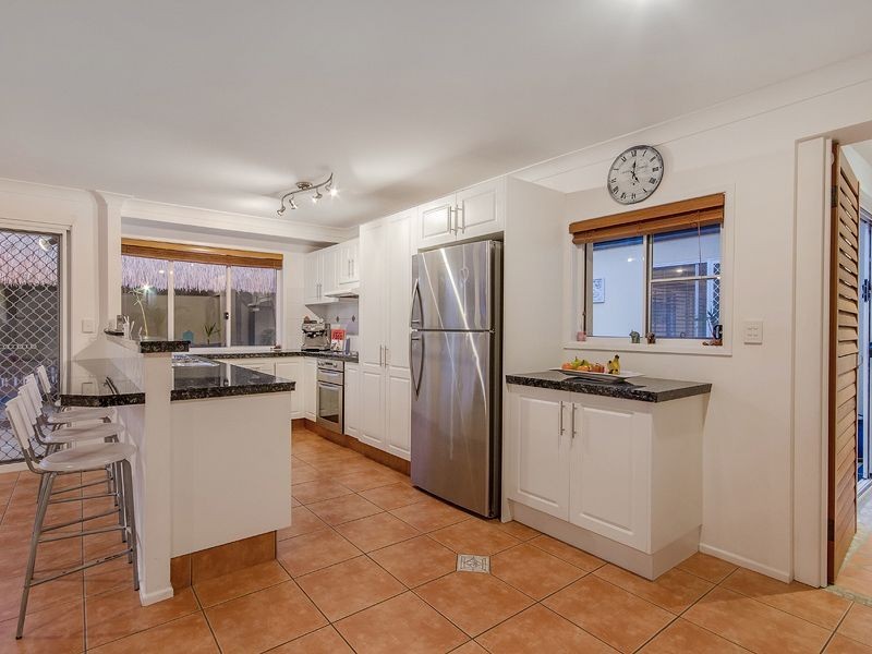 22 Barrier Reef Drive, Mermaid Waters QLD 4218