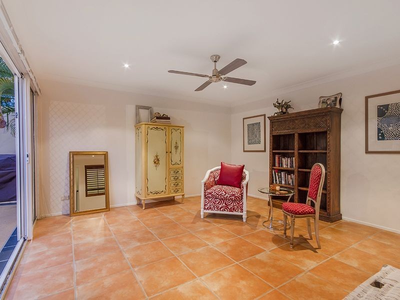 22 Barrier Reef Drive, Mermaid Waters QLD 4218