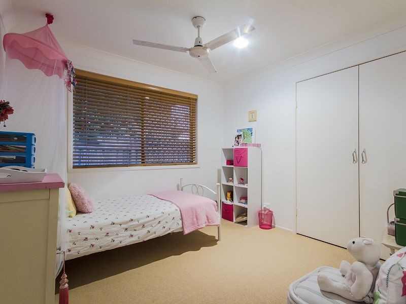 22 Barrier Reef Drive, Mermaid Waters QLD 4218