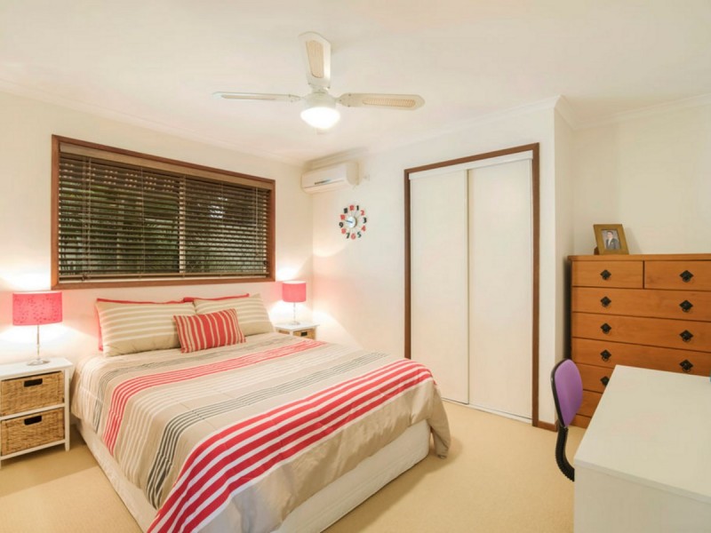 4 Hindmarsh  Court, Robina QLD 4226