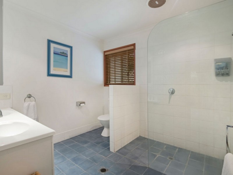 4 Hindmarsh  Court, Robina QLD 4226