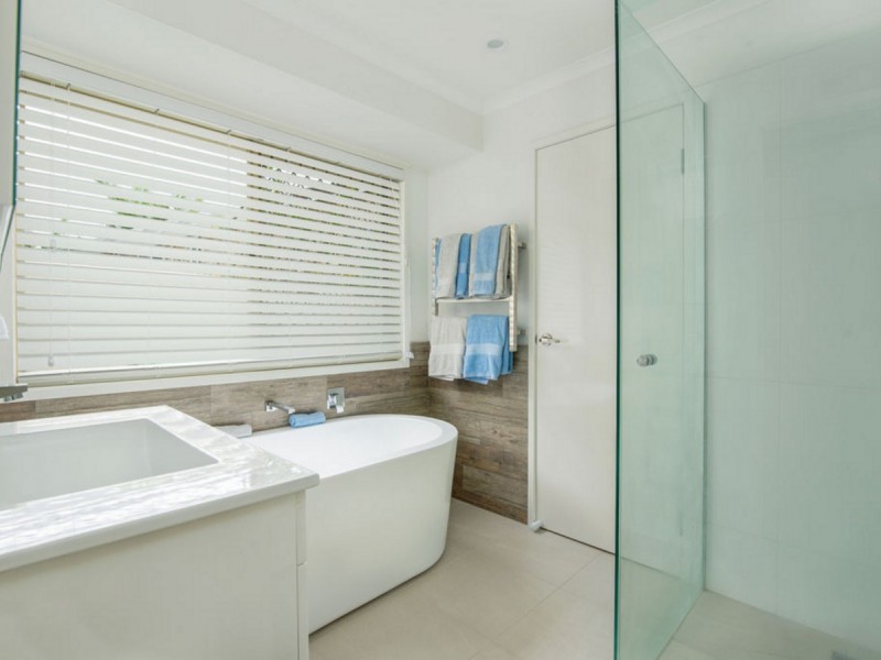 4 Hindmarsh  Court, Robina QLD 4226