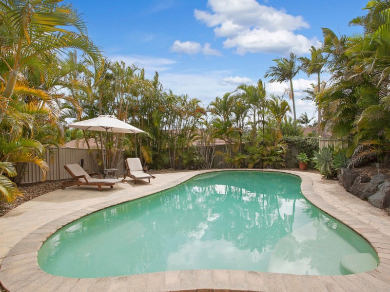 4 Hindmarsh  Court, Robina QLD 4226