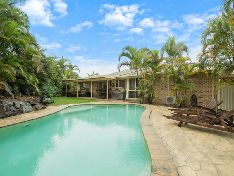 4 Hindmarsh  Court, Robina QLD 4226