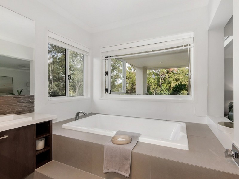 336 Ron Penhaligon Way, Robina QLD 4226