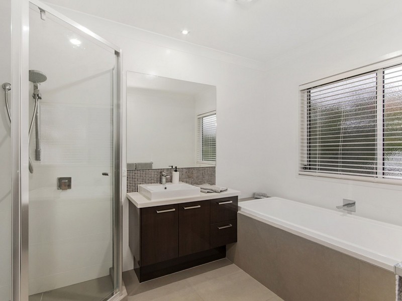 336 Ron Penhaligon Way, Robina QLD 4226
