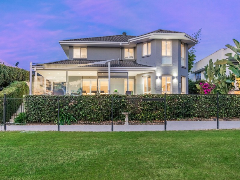 841 Legend Trail, Robina QLD 4226