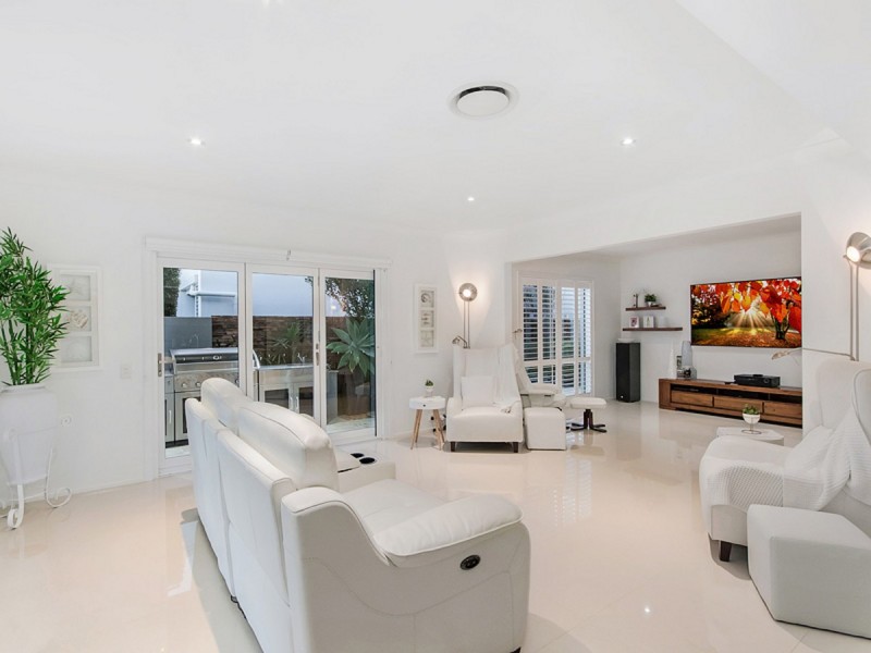 841 Legend Trail, Robina QLD 4226