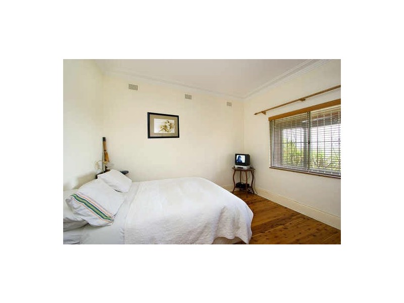13 Bedford Crescent, Dulwich Hill NSW 2203