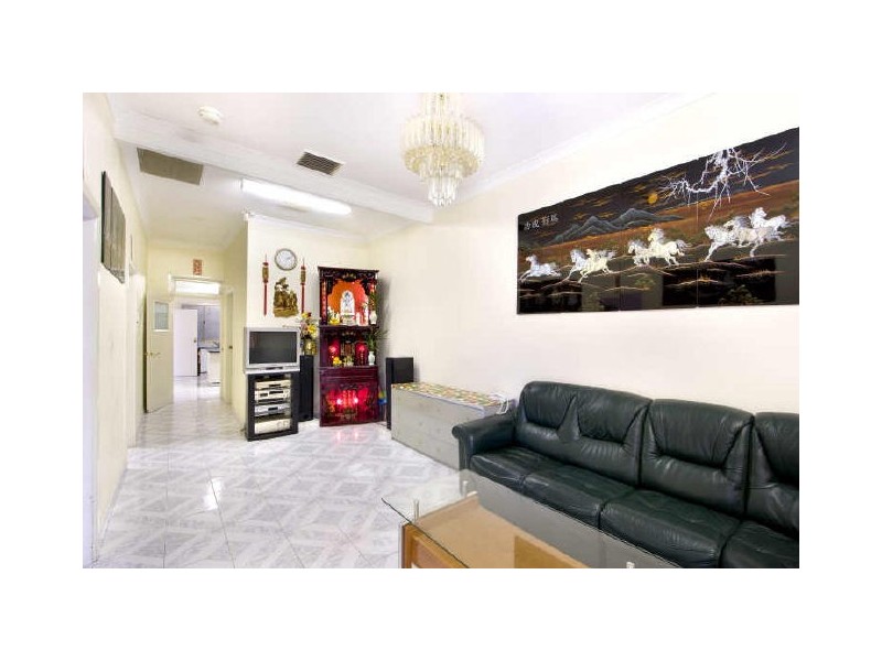 10 Chalder Avenue, Marrickville NSW 2204