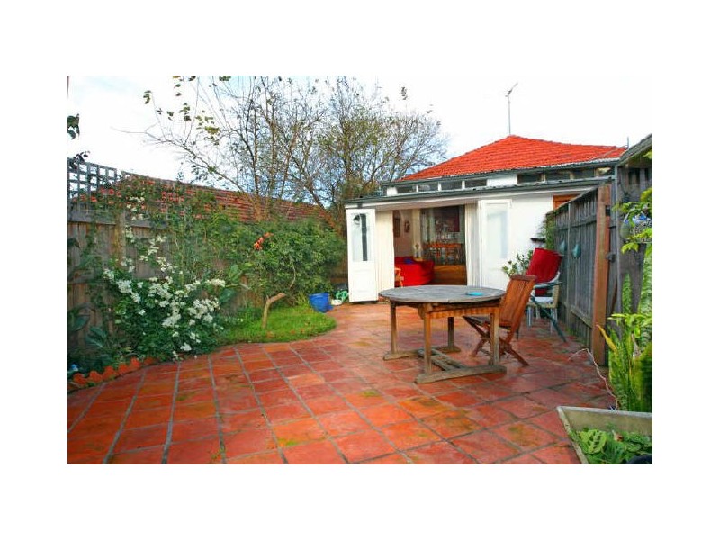 2/129 Warren Road, Marrickville NSW 2204