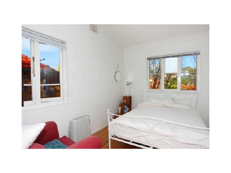 2/129 Warren Road, Marrickville NSW 2204