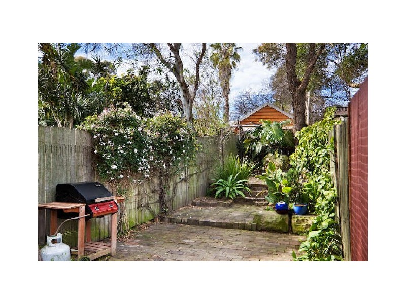 18 Florence Street, St Peters NSW 2044