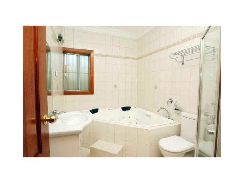 49 Riverside Crescent, Marrickville NSW 2204