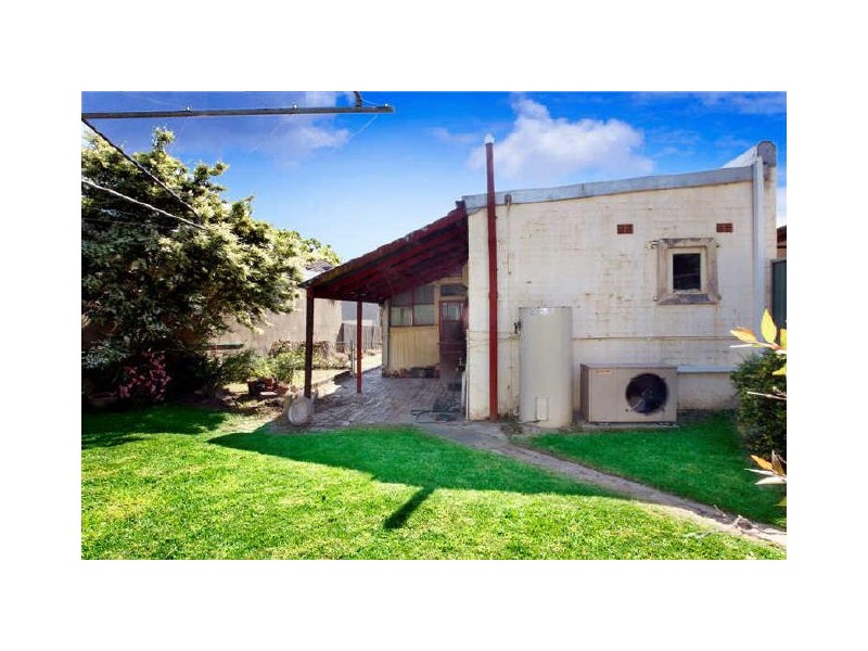 10 Frederick St, St Peters NSW 2044