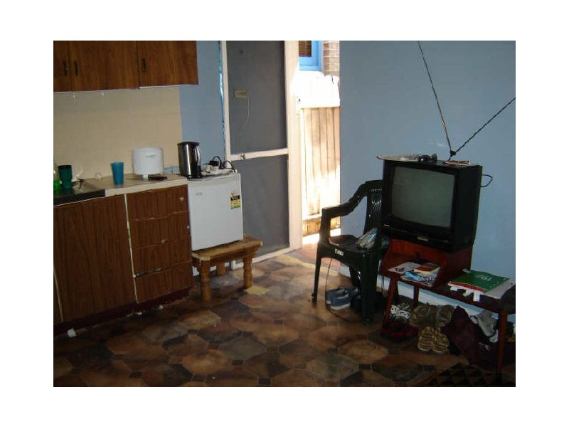 13 Charlotte Ave, Marrickville NSW 2204