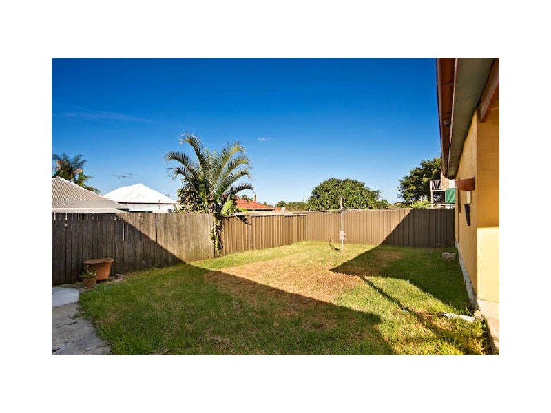 2 Charlotte Ave, Marrickville NSW 2204