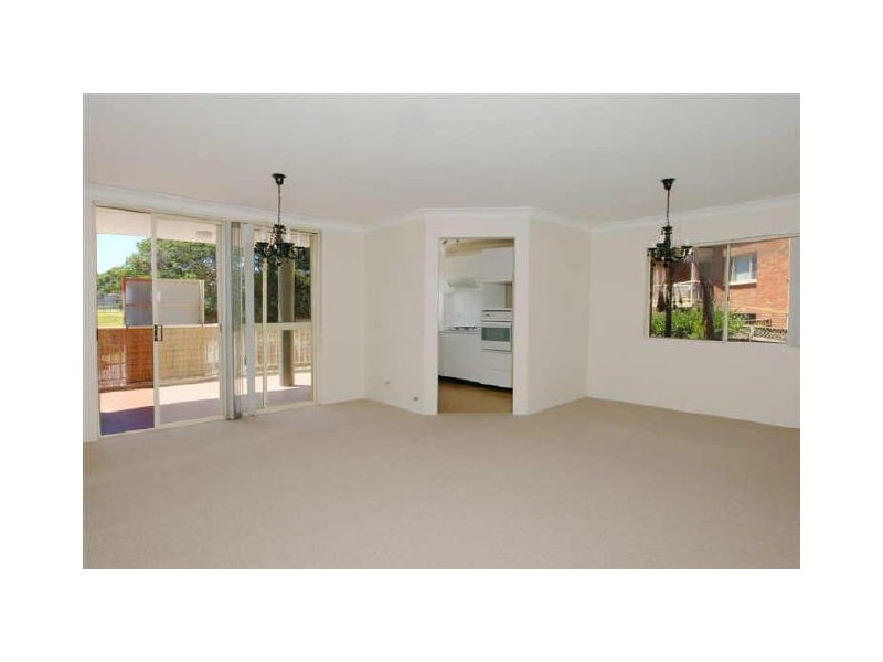 4/10 Broughton St, Canterbury NSW 2193