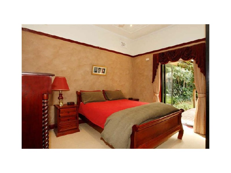 45 Wentworth Ave, Tempe NSW 2044