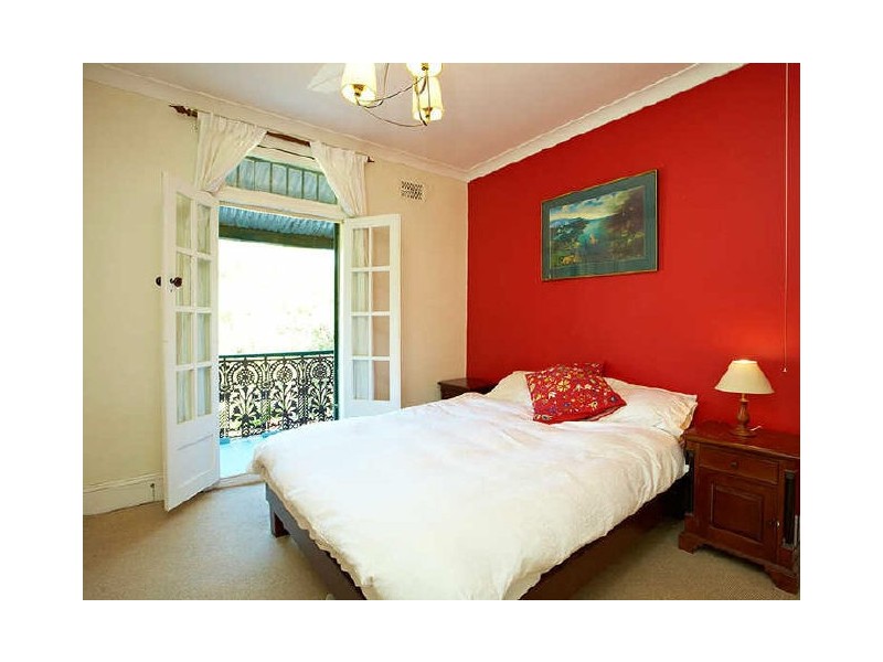 3 Florence Street, St Peters NSW 2044