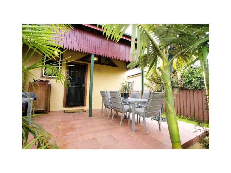 9 Illawarra Rd, Marrickville NSW 2204