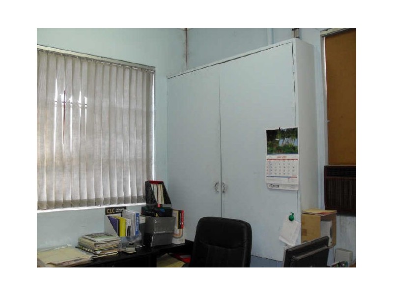 2 Chalder Av., Marrickville NSW 2204