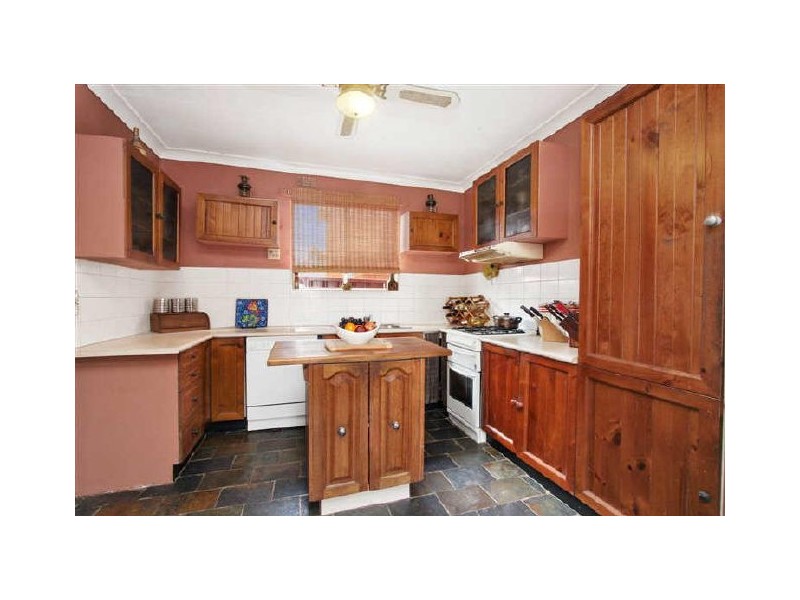 72 Unwins Bridge Rd, St Peters NSW 2044