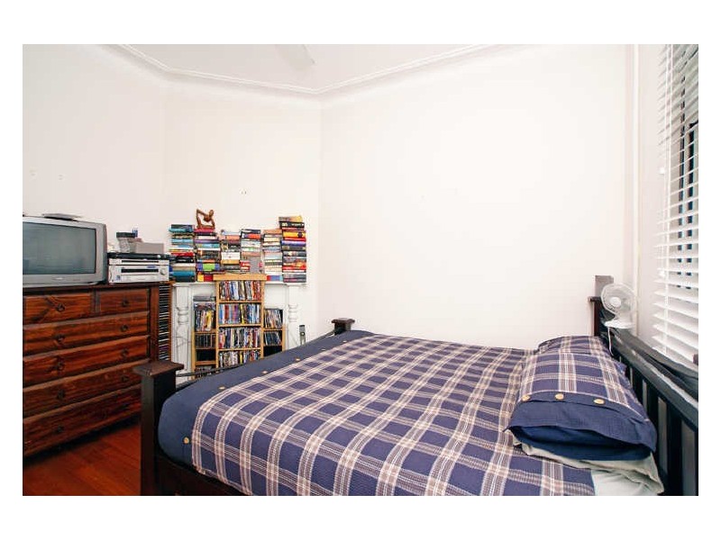 32 Calvert Street, Marrickville NSW 2204