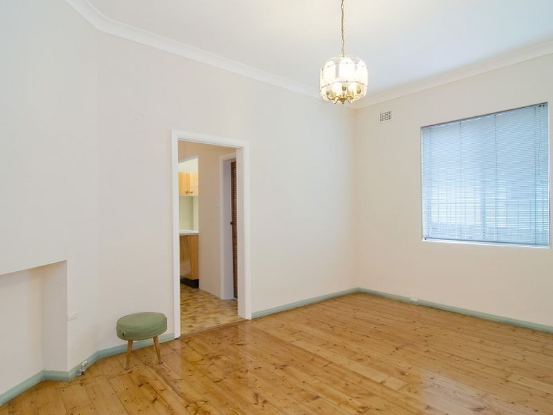 70 Beauchamp Street, Marrickville NSW 2204