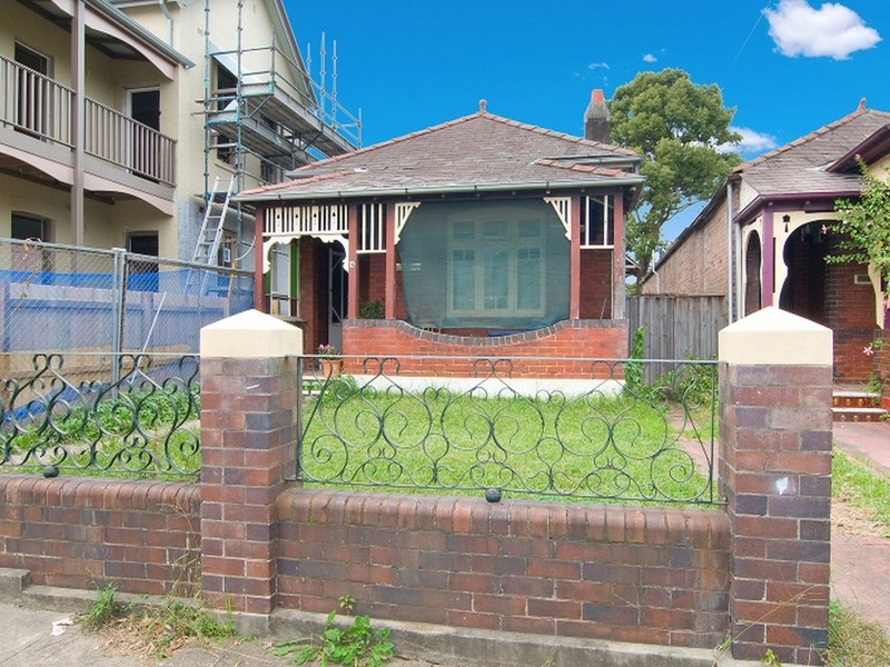 9 Woodcourt Street, Marrickville NSW 2204