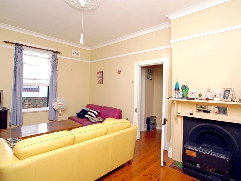 17 Gladstone St, Marrickville NSW 2204