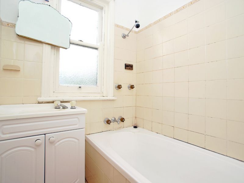17 Gladstone St, Marrickville NSW 2204