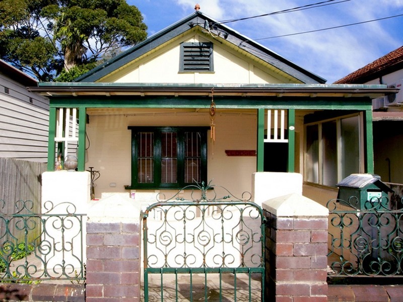22 Queen Street, Marrickville NSW 2204