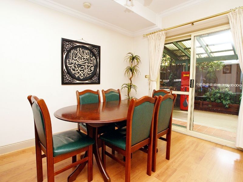 33a Challis Ave, Dulwich Hill NSW 2203