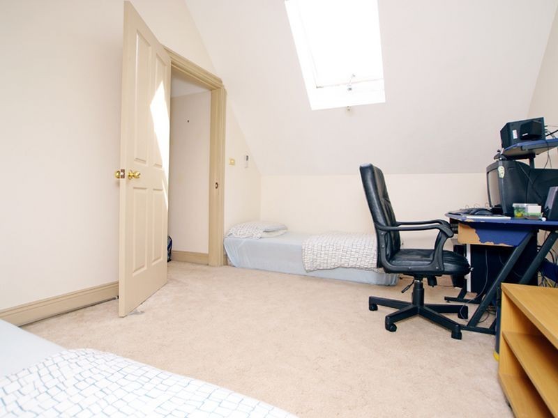 33a Challis Ave, Dulwich Hill NSW 2203