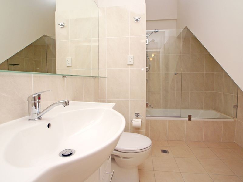 1A Greenbank Street, Marrickville NSW 2204