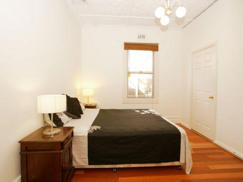 26 Samuel St, Tempe NSW 2044